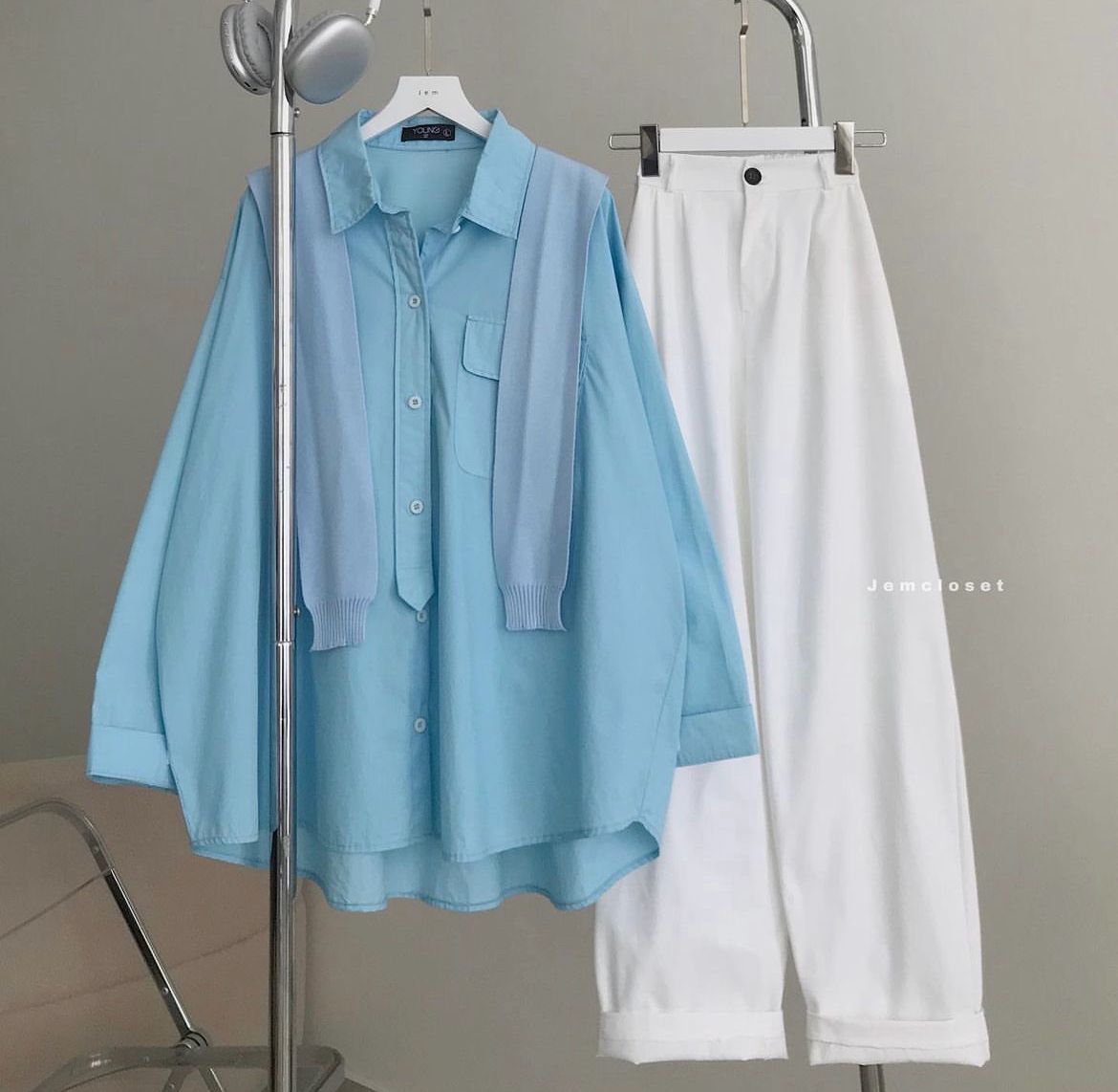 Button Shirt With Wide Leg Jeans