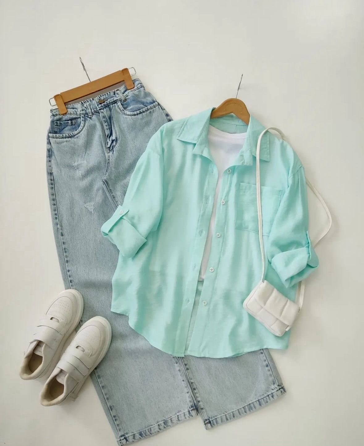 Button Shirt With Wide Leg Jeans
