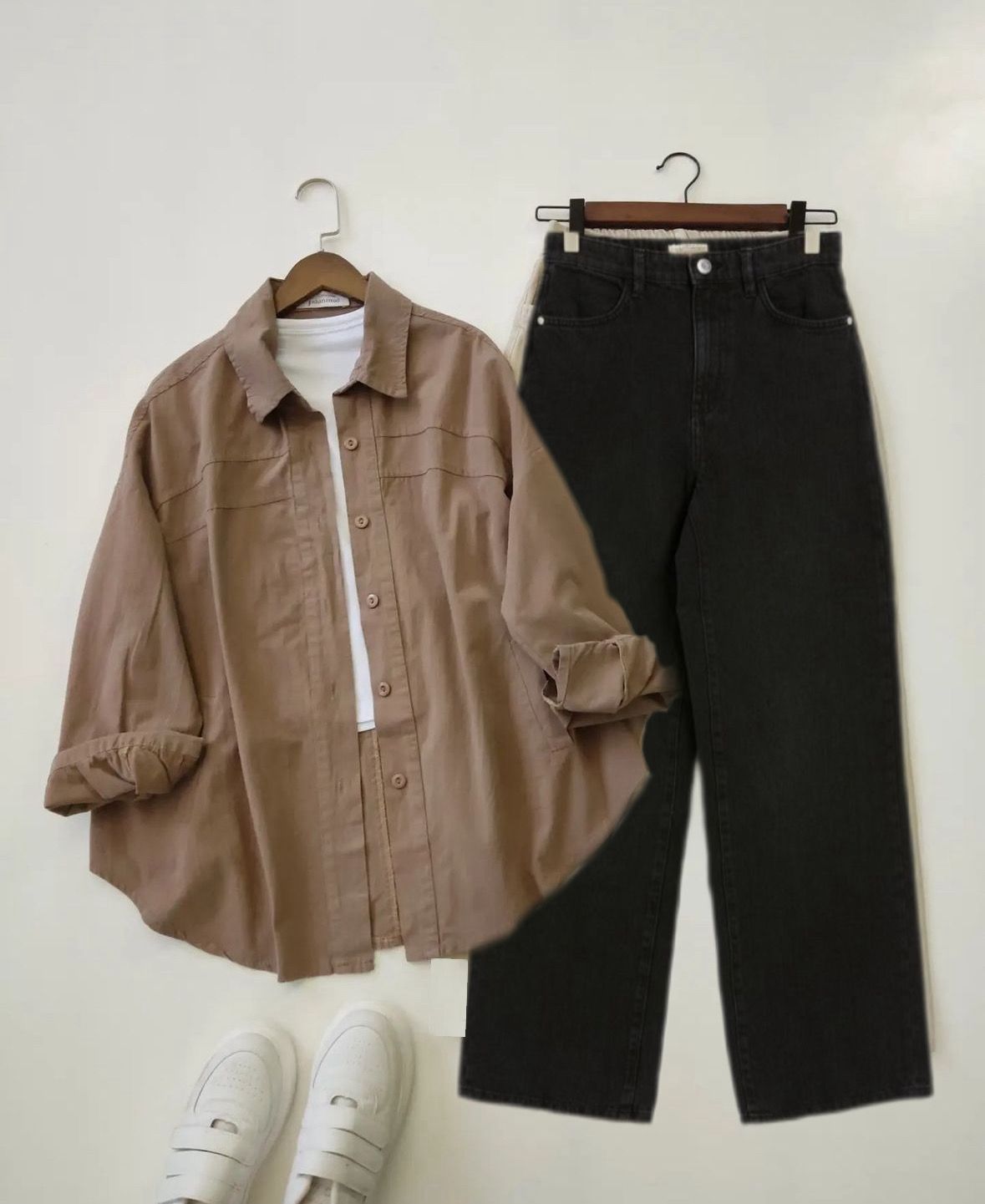 Button Shirt With Wide Leg Jeans
