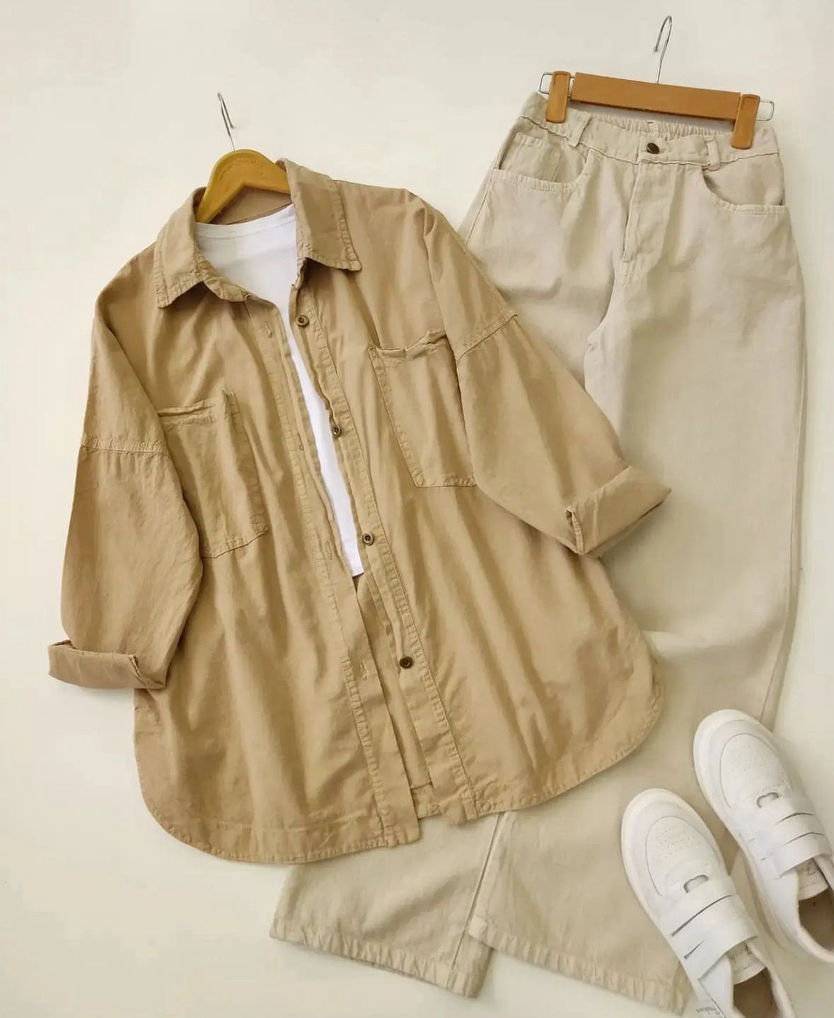 Button Shirt With Wide Leg Jeans