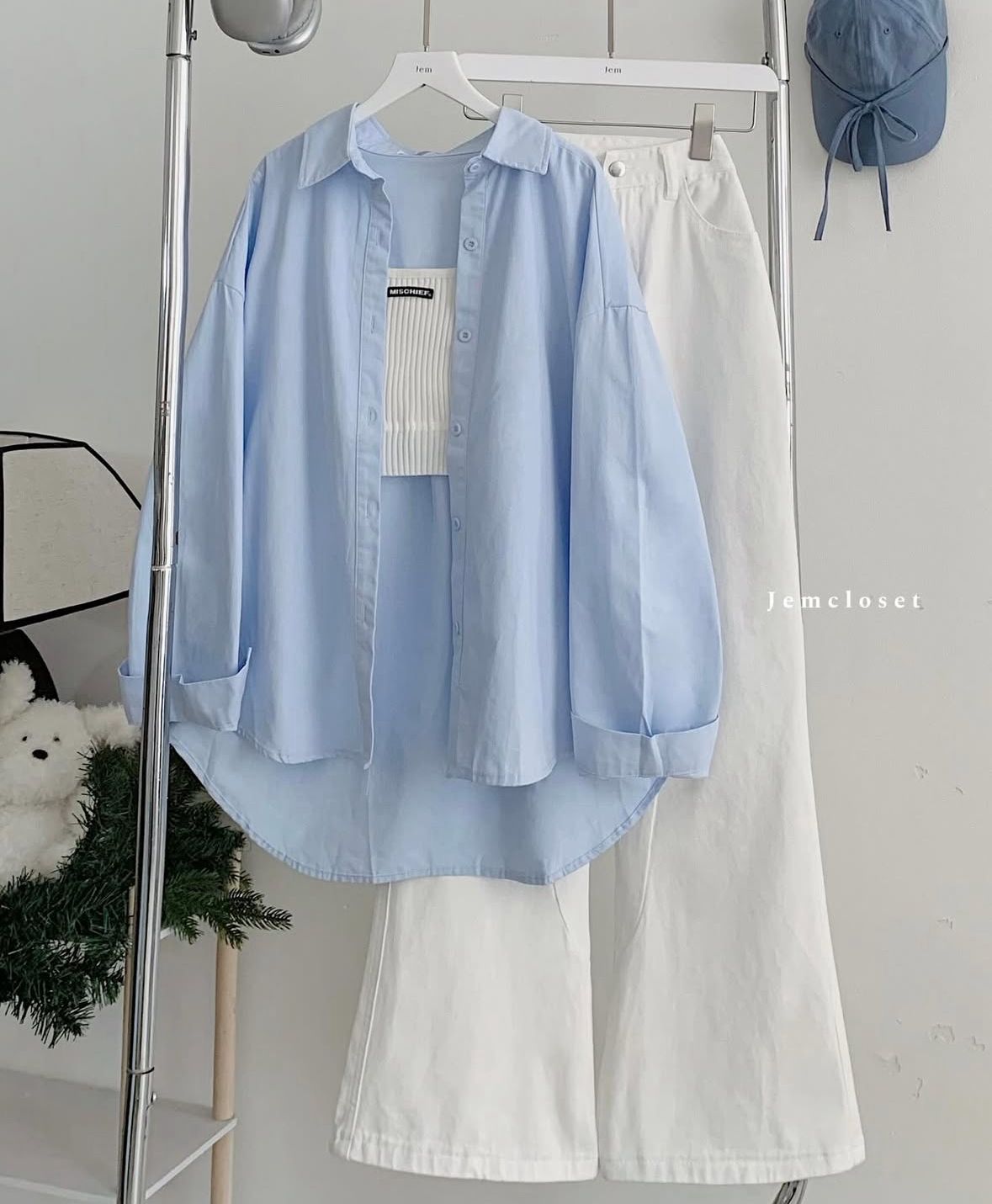 Button Shirt With Wide Leg Jeans