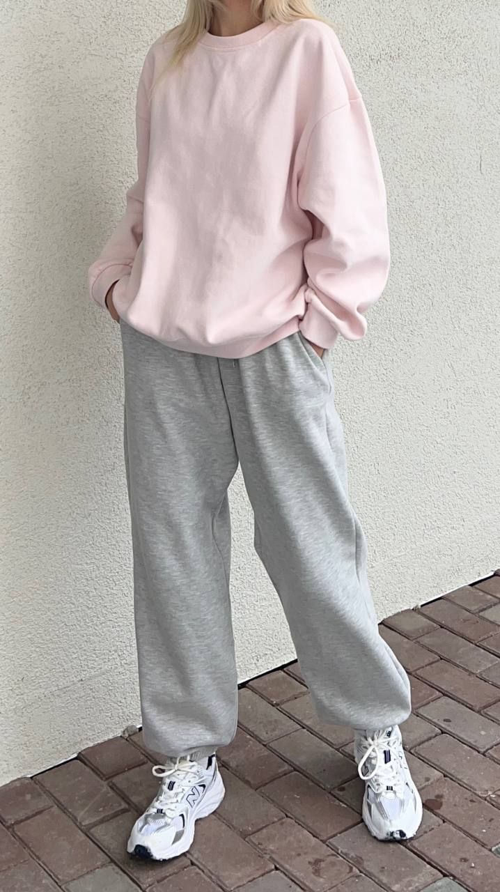sweatshirt with flapper trouser